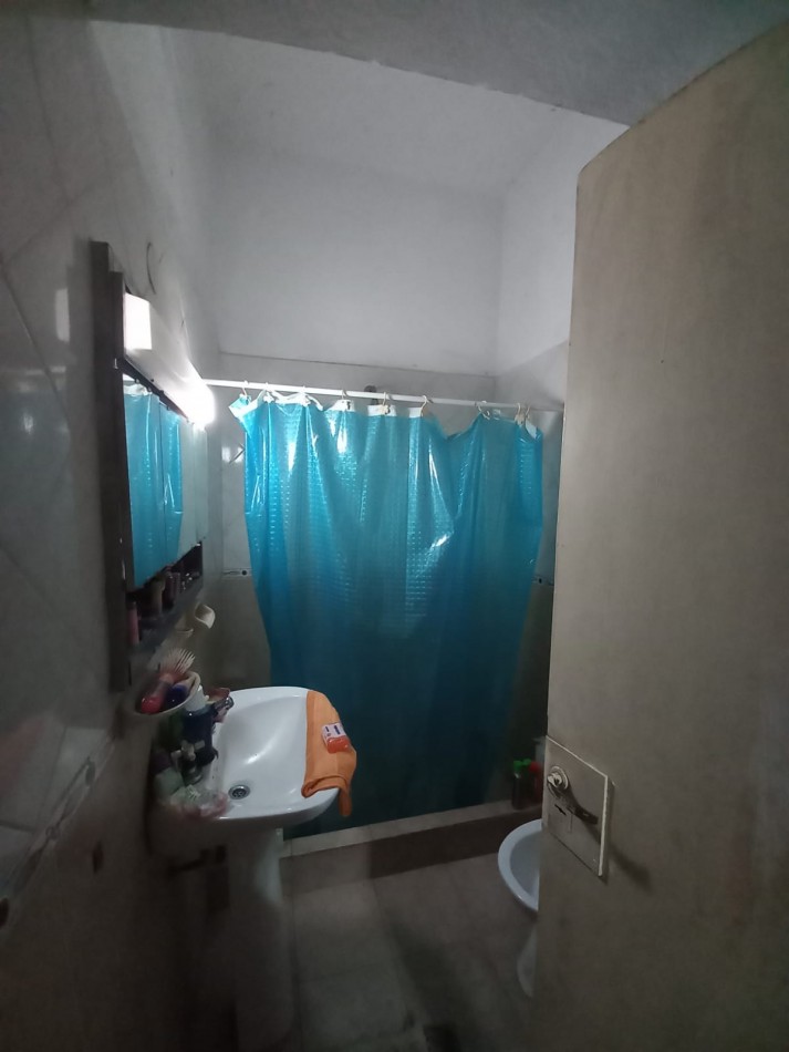 RETASADA-OPORTUNIDAD Excel casa al frente 2 Dorm-Luminosa-Ventil cruzada-Posib 3o Dorm. Patio. 