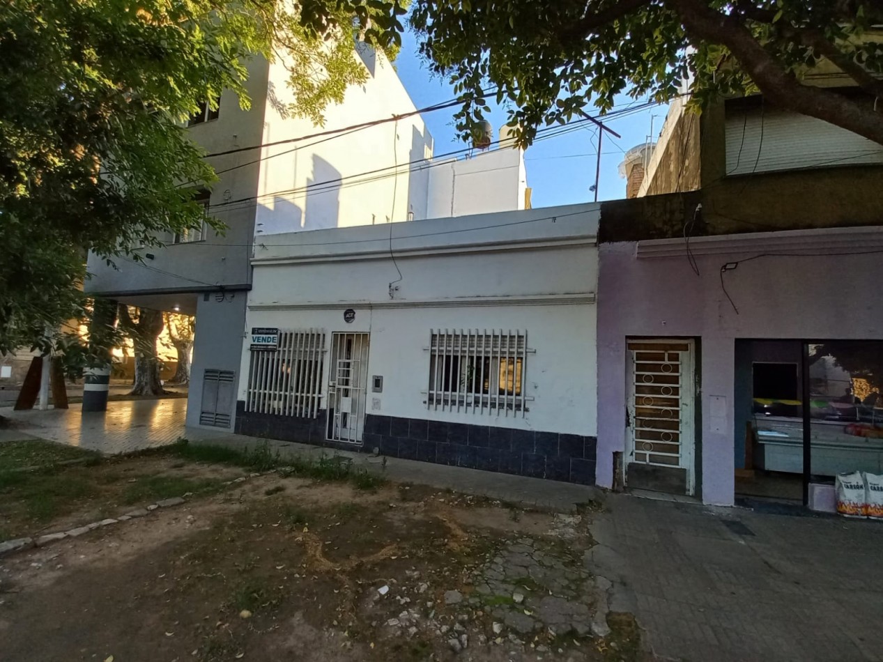 RETASADA-OPORTUNIDAD Excel casa al frente 2 Dorm-Luminosa-Ventil cruzada-Posib 3o Dorm. Patio. 